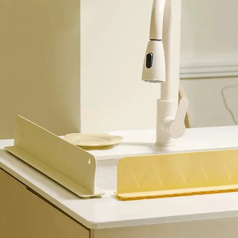 Kitchen Sink Splash Guard